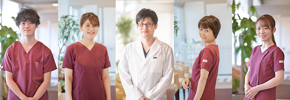 A team of acupuncturists working on treating neurosurgical diseases